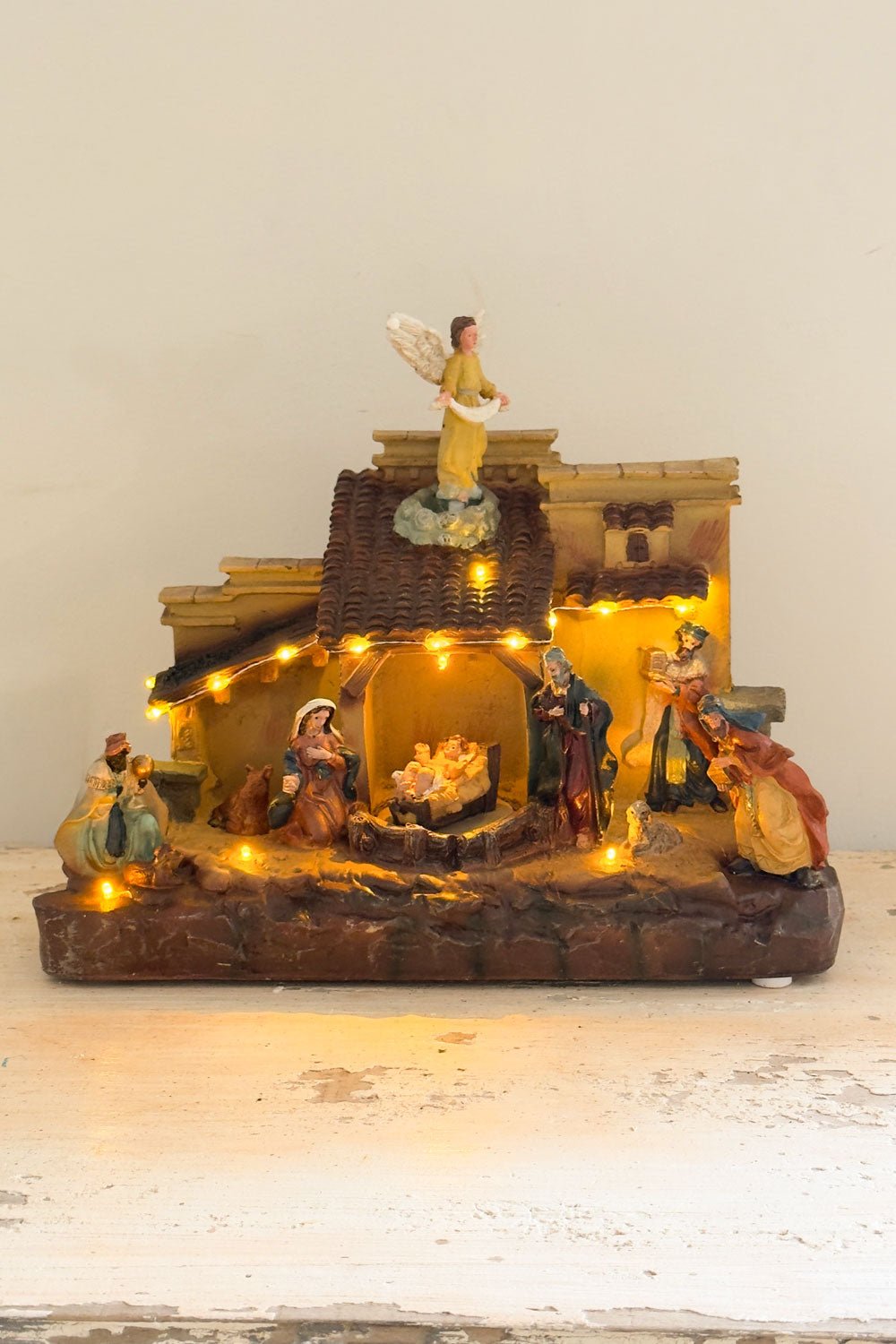 Nacimiento Con Luces LED Y Ángel