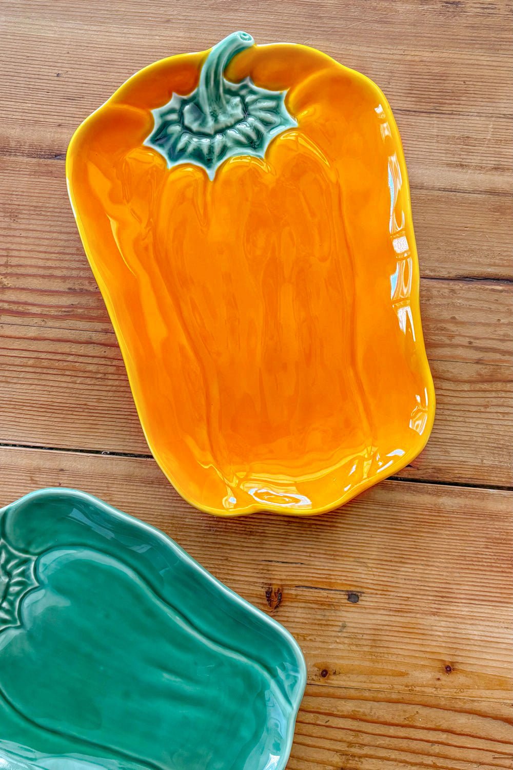 Gelbes Pfeffer-Design-Tablett