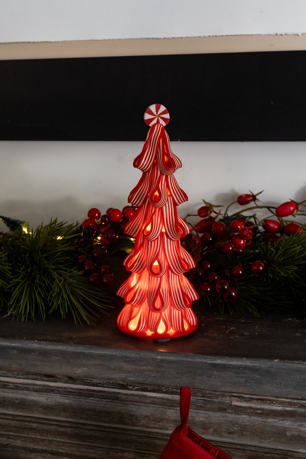 Figura Decorativa Árbol Con Led Diseño Rojo Cristina Oria 