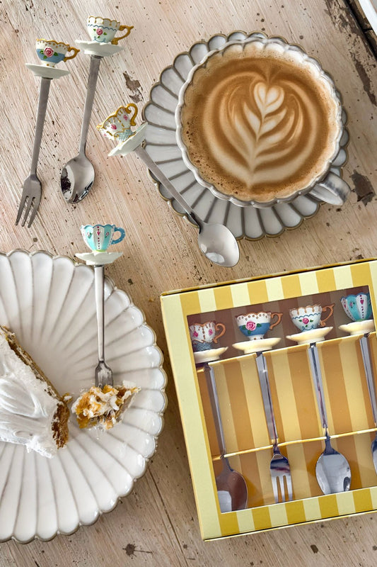 Set Cucharas Y Tenedores Diseño Tazas