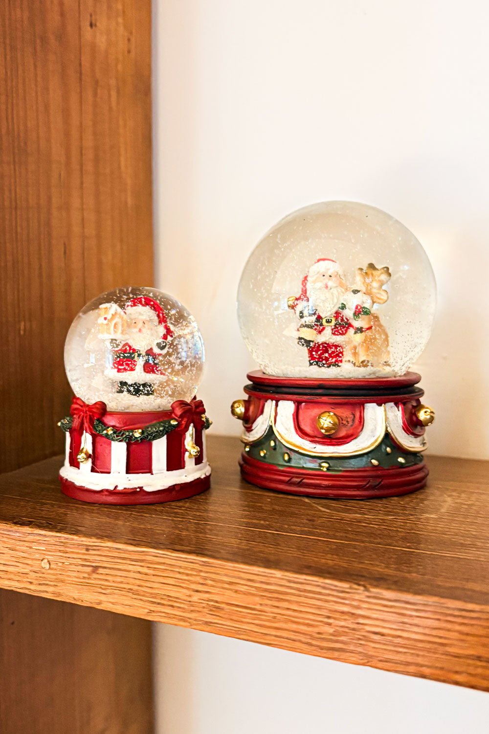 Detalle Bola De Nieve Papá Noel Pequeña Cristina Oria 