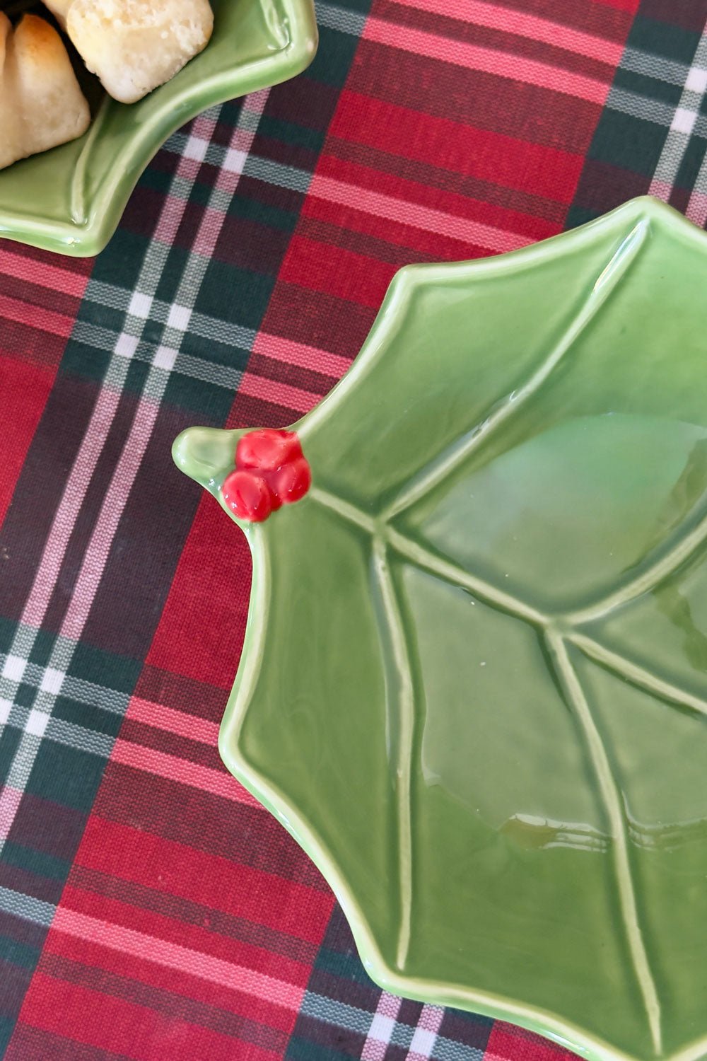 Detalle Cuenco Diseño Acebo 14 Cm Cristina Oria