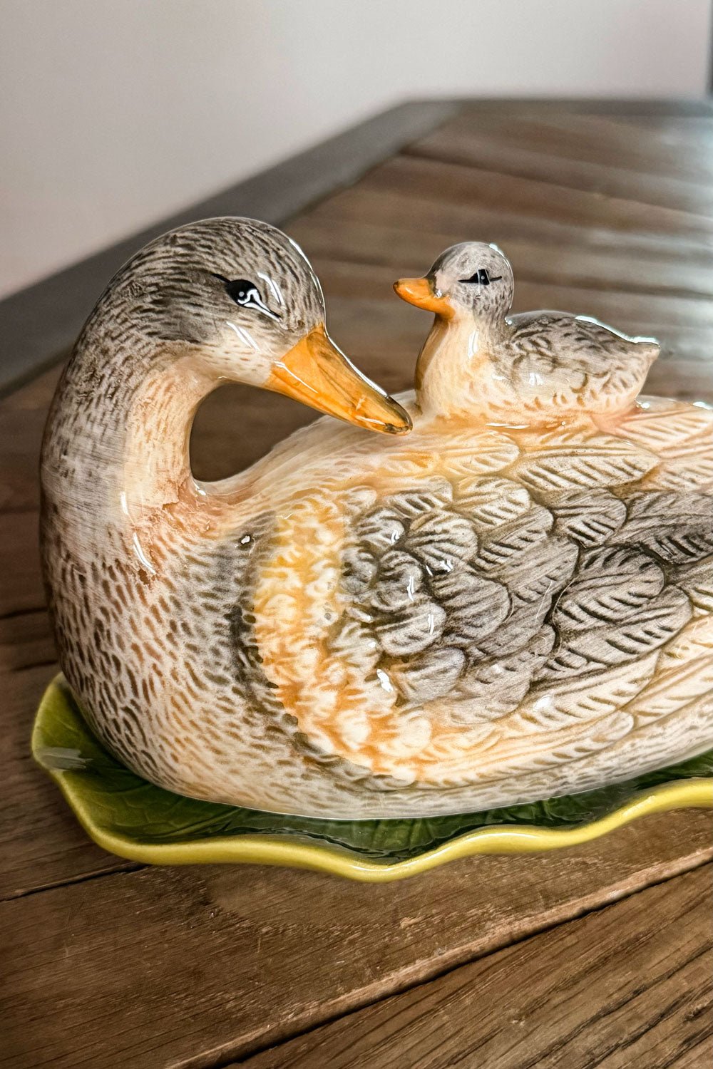 Detalles Mantequillero Diseño Pato Cristina Oria