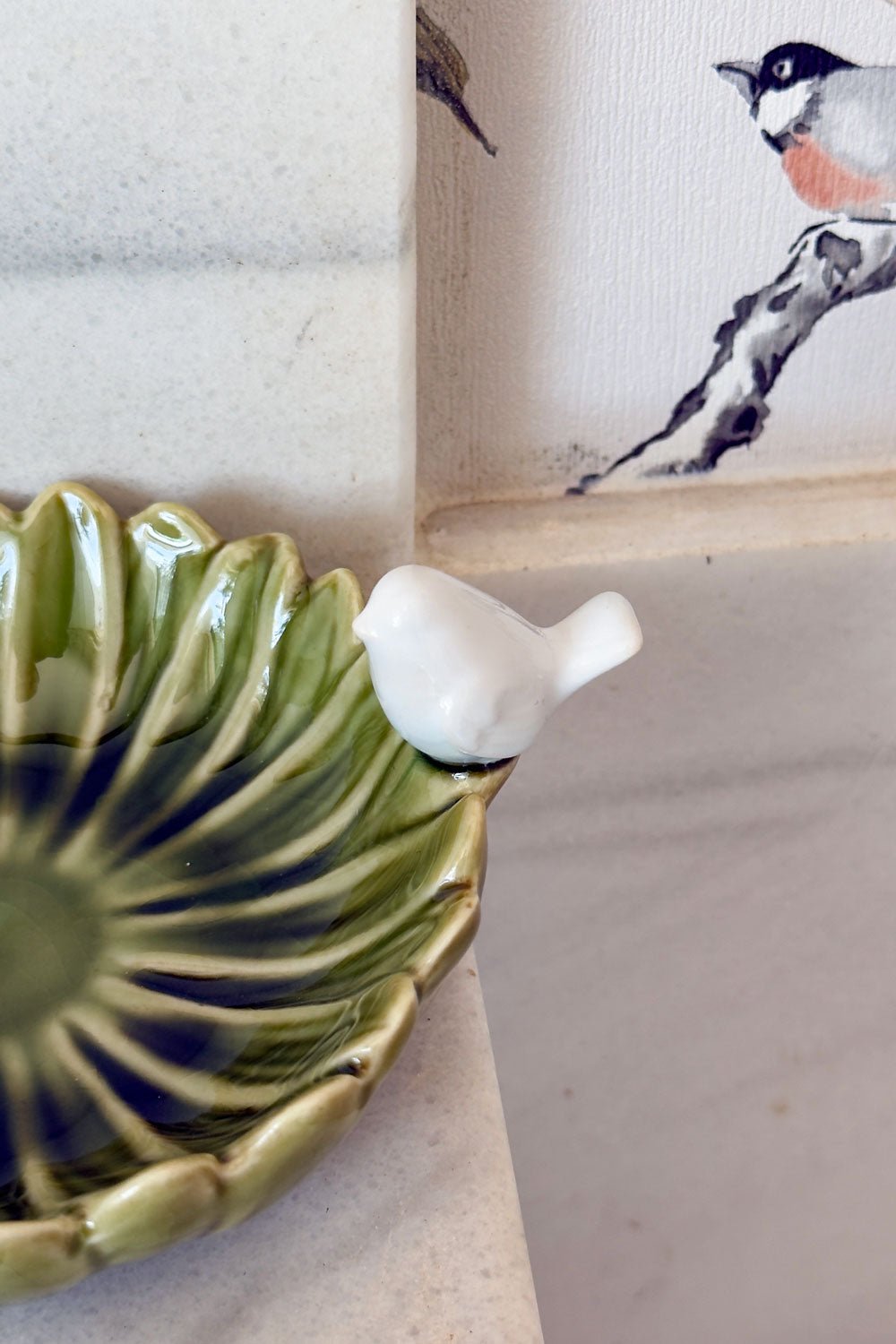 Detalles Precisos Cuenco Decorativo Verde Flor Con Pájaro Blanco Cristina Oria