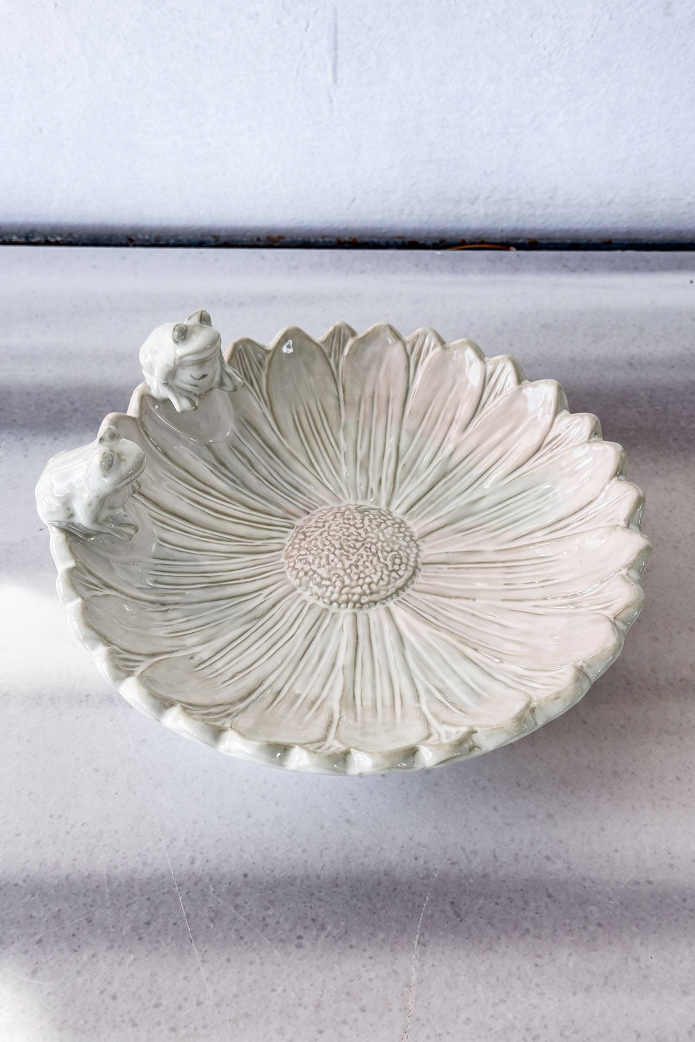 Centro De Mesa De Porcelana Diseño Flor & Ranas Grande Cristina Oria