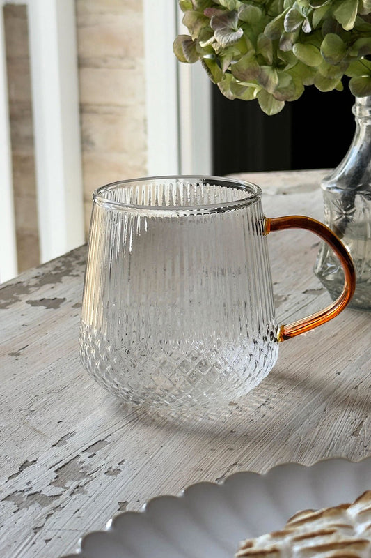 Vaso De Cristal Con Detalles Tallados Y Asa De Color Amarilla Cristina Oria 