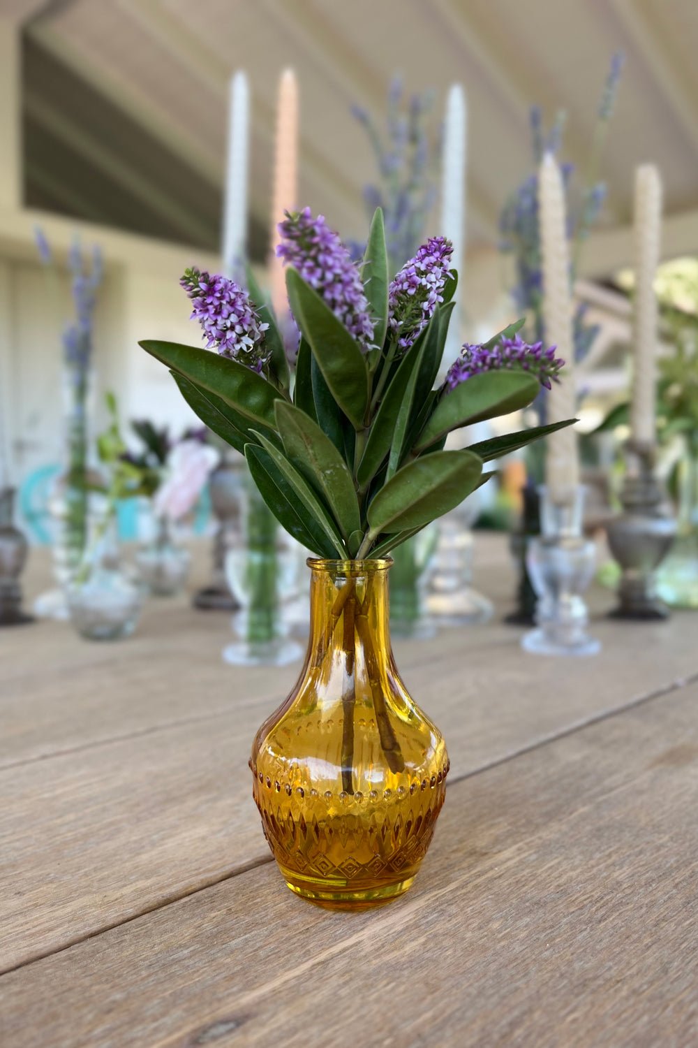 Florero De Cristal Con Diseño Milán Ocre con Lavanda