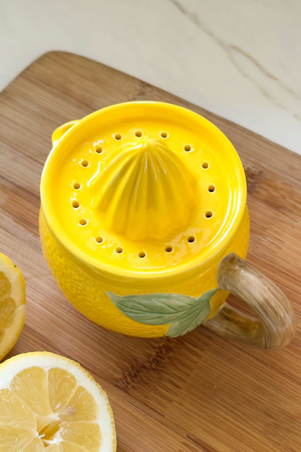 Vista Arriba Exprimidor Diseño Limón Cristina Oria