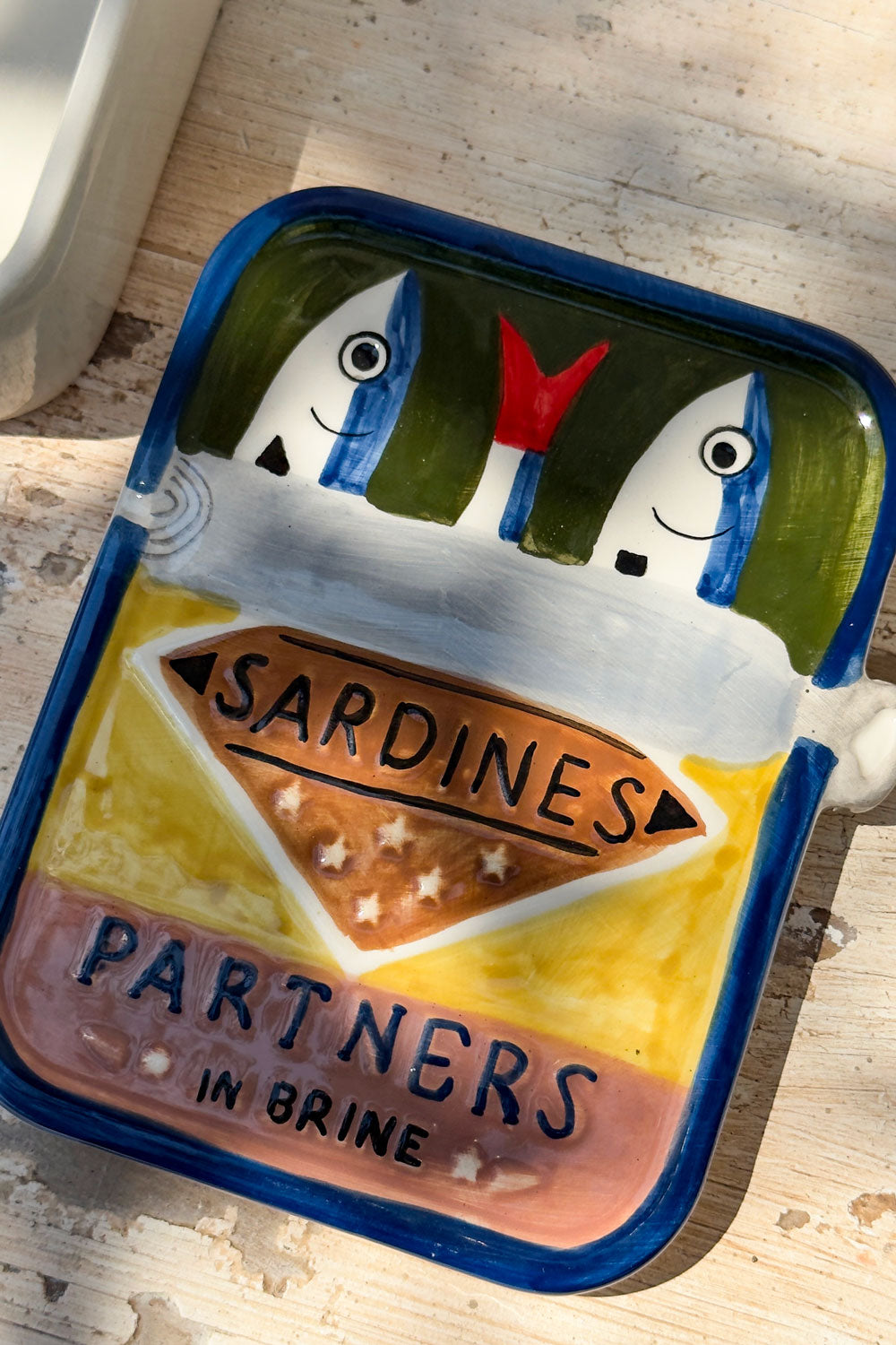 Sardinas Cabeza Recipiente Con Tapa Diseño Lata De Sardinas Cristina Oria
