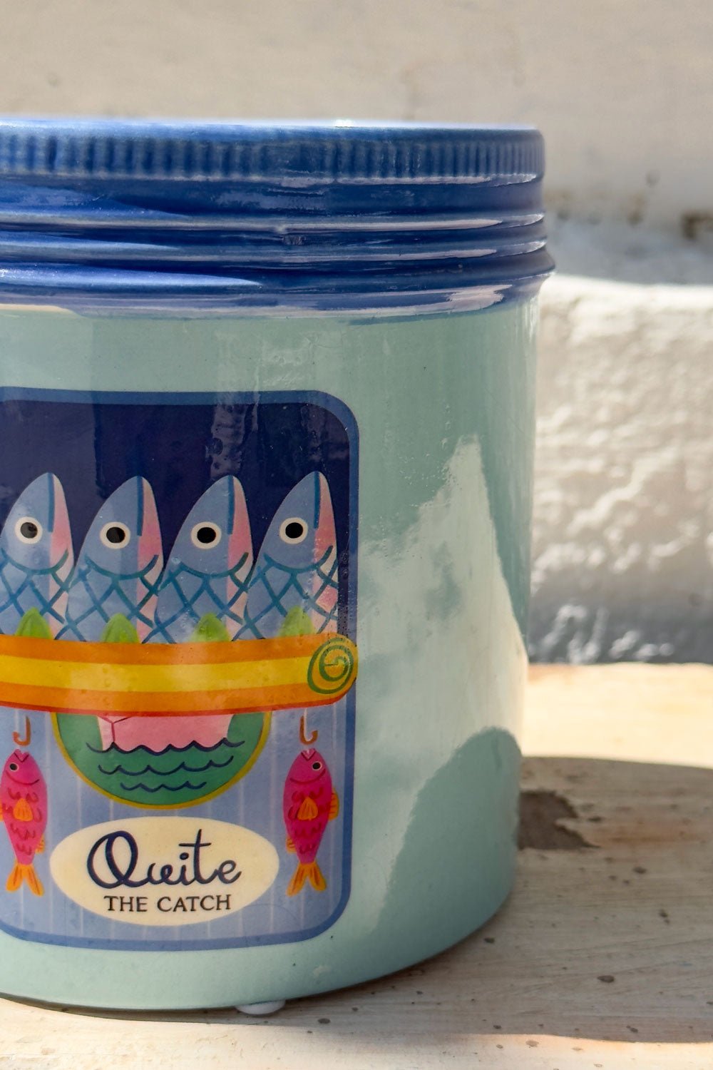 Detalles Pequeño Recipiente Con Tapa Diseño Sardinas Con Flores Cristina Oria
