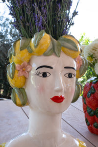 Detalle jarrón busto mujer cerámica cristina oria
