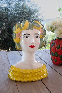 Detalle jarrón busto mujer sin flores cristina oria