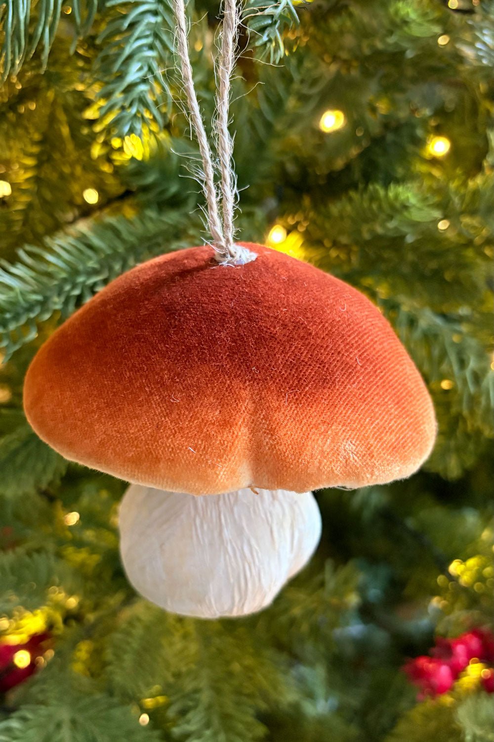 4 Champignons Décoratifs Pour Sapin De Noël - Amanite Tue-mouches Brillante Avec Neige, Clip Inclus, 8x5,5cm