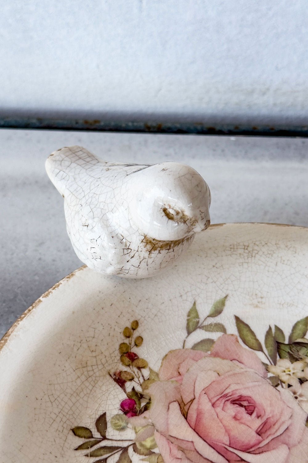 Detalle Pájaro Bandeja Decorativa Diseño Rosas Con Pájaro Cristina Oria 