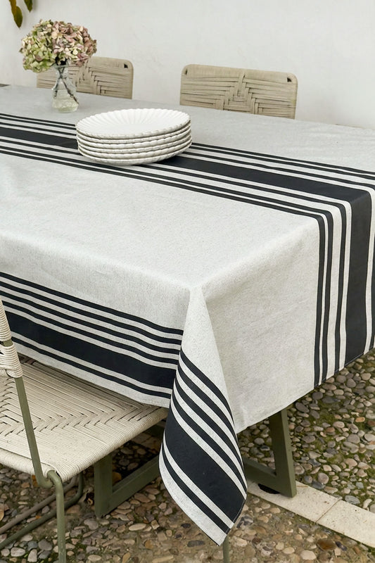 Mantel Antimanchas Con Diseño Rayas Negras Cristina Oria 