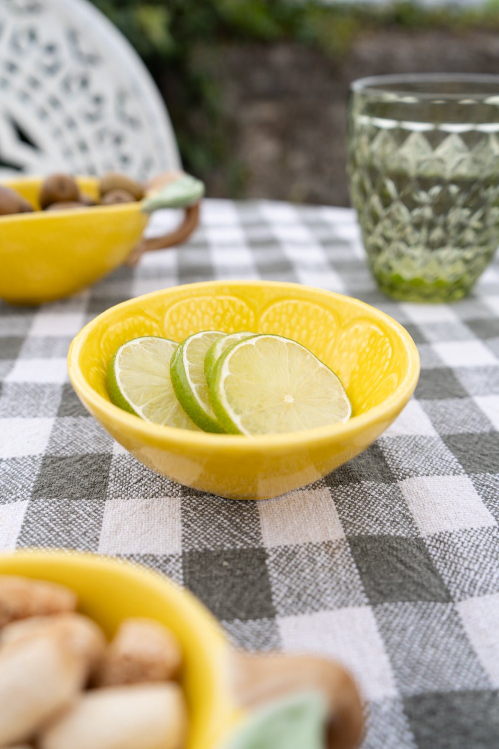 Detalle Aperitivos Cuenco De Cerámica Con Diseño De Limón Cristina Oria 