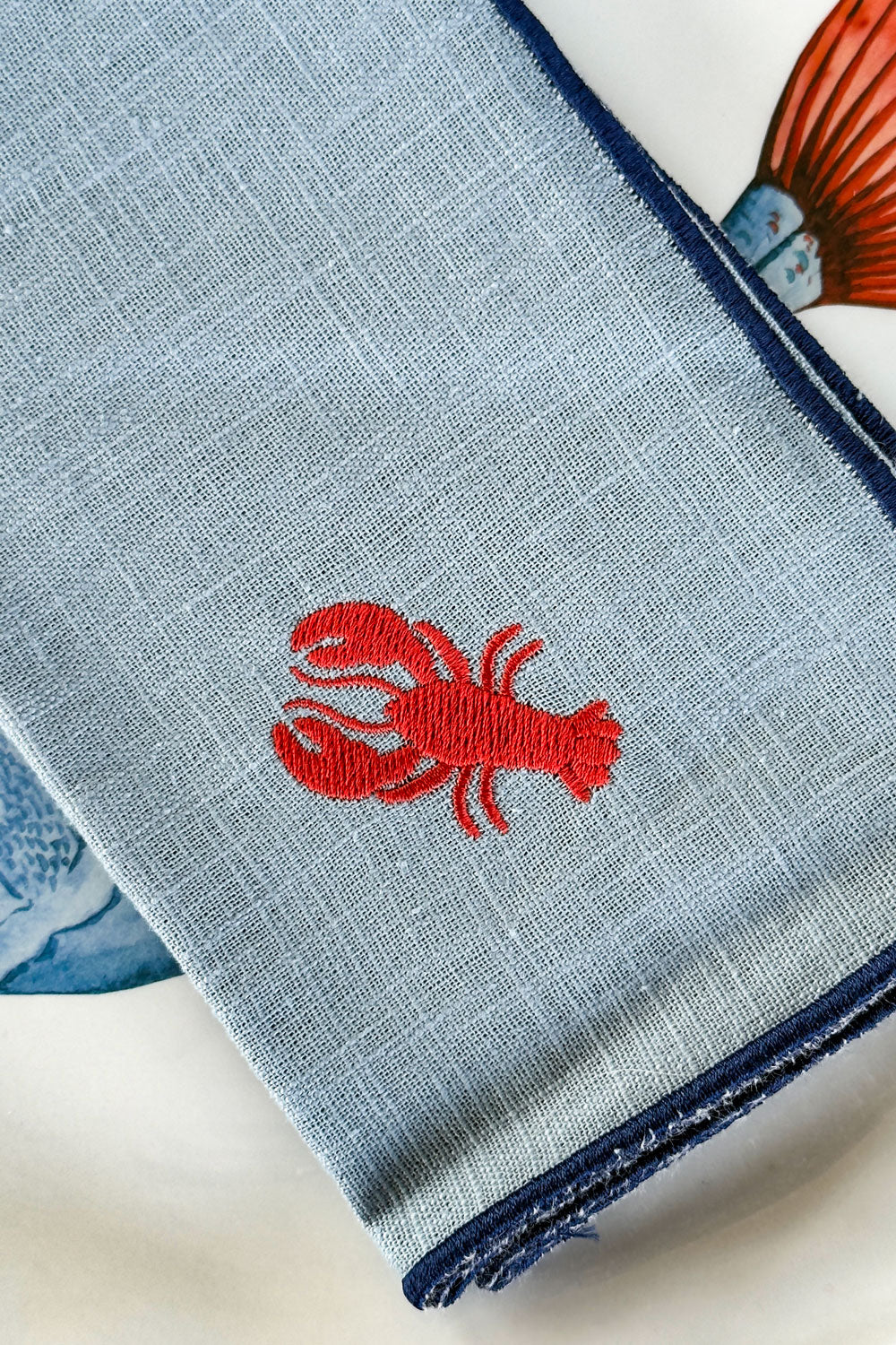 Detalles Servilleta Azul Con Diseño De Langosta Cristina Oria