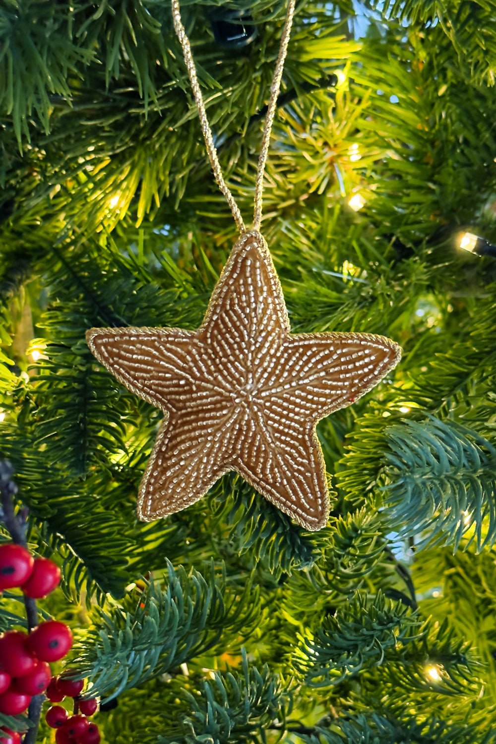 Adorno Estrella Bordada Con Cuentas Cristina Oria 