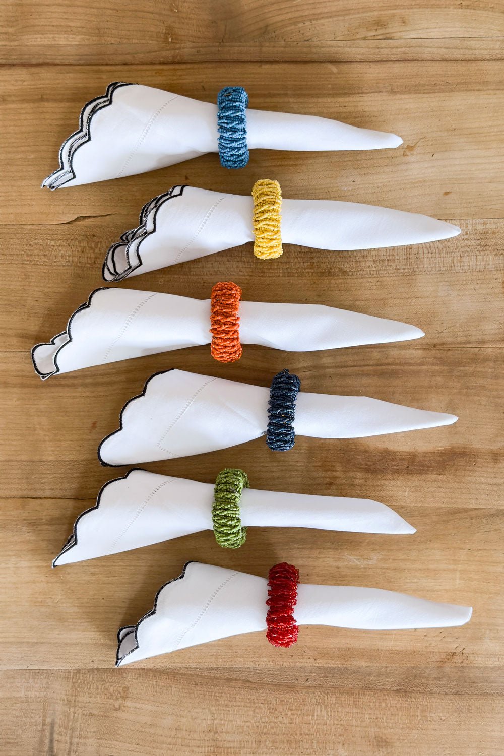Set 6 Servilleteros De Cuentas De Colores Bordadas Cristina Oria