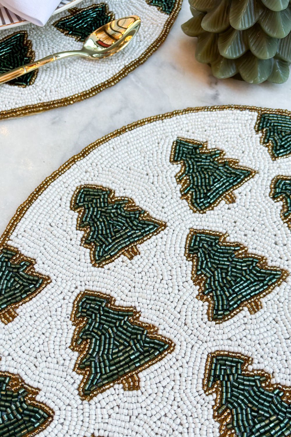 Detalle Individual Árboles De Navidad Bordado Con Cuentas Cristina Oria 