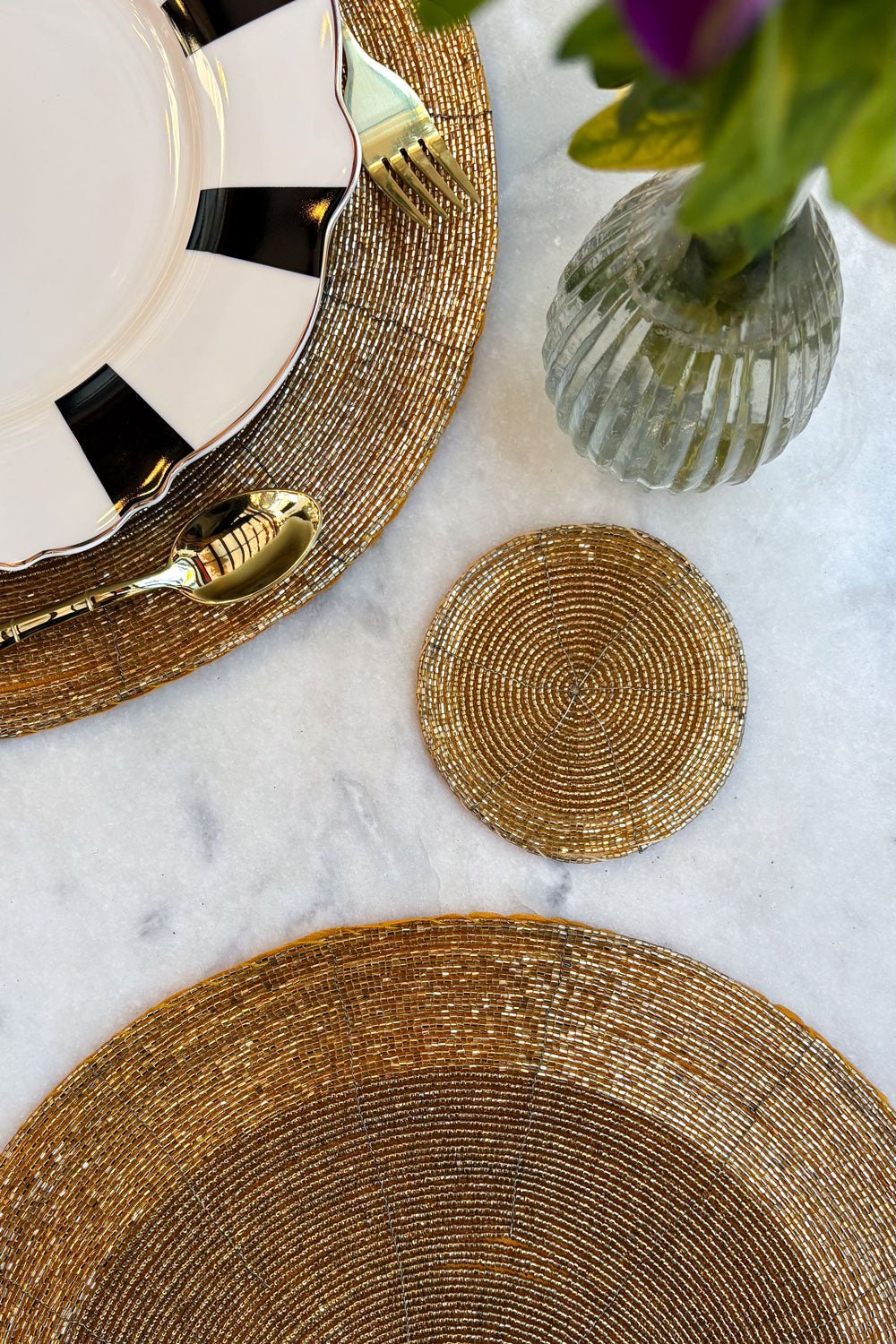 Posavasos Dorado En Dos Tonalidades Bordado Con Cuentas Cristina Oria