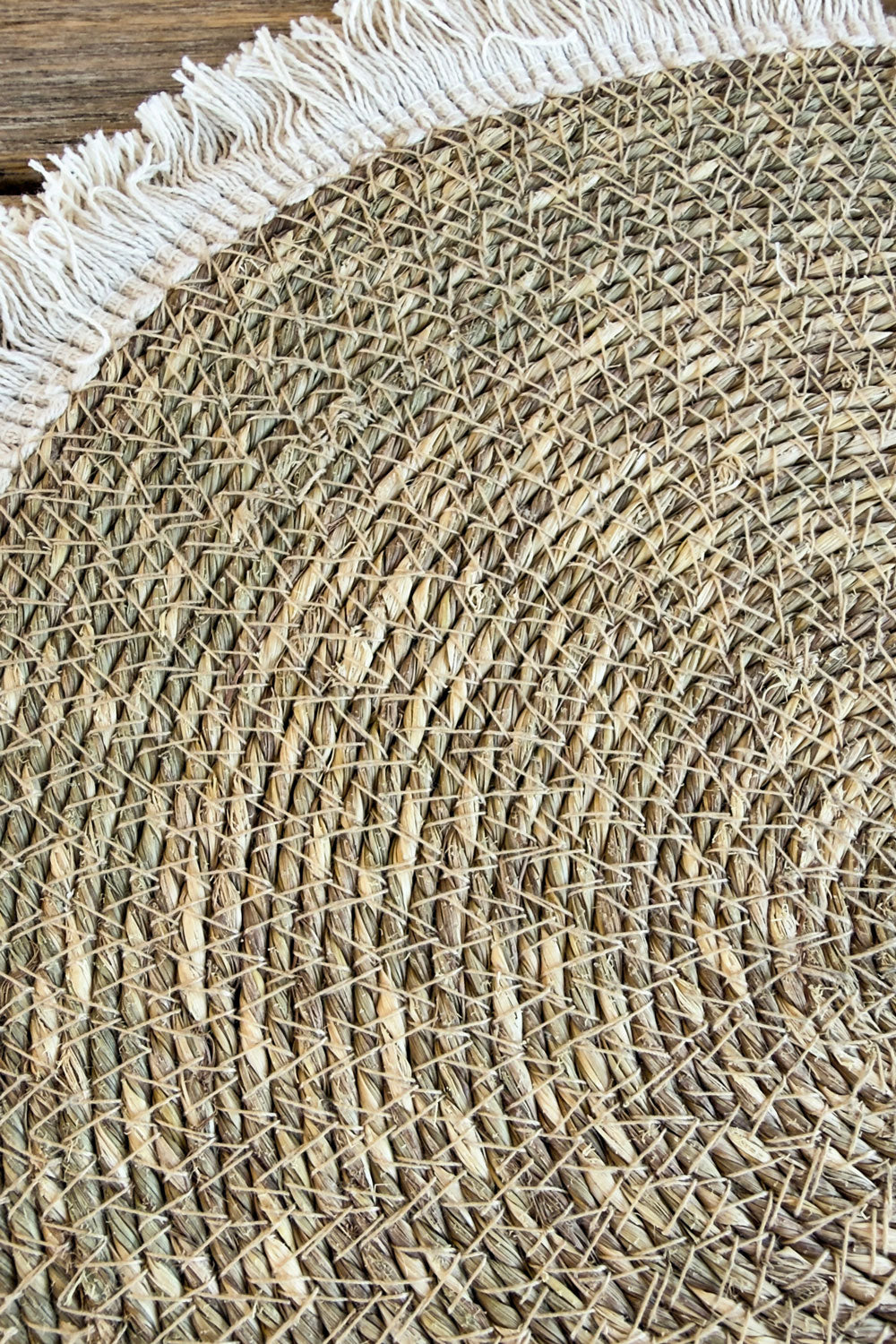 Detalles Individual Redondo De Seagrass Natural Deshilachado Cristina Oria