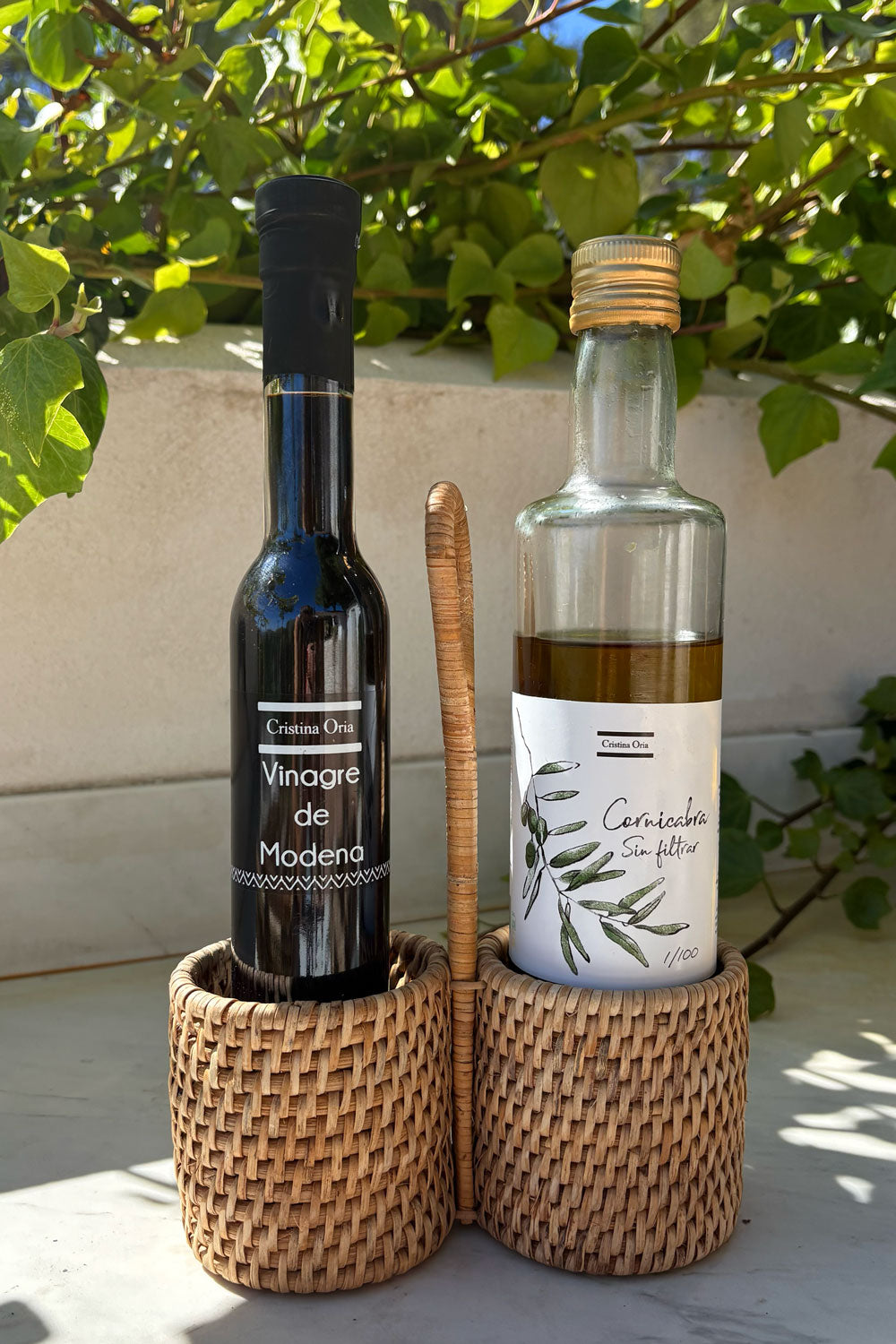 Cesta De Ratán Con Asa Para Vinagre & Aceite Cristina Oria