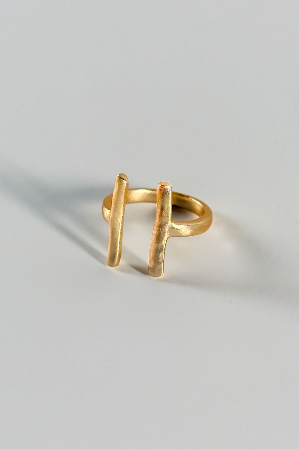 Anillo Dorado Equilibrio Cristina Oria