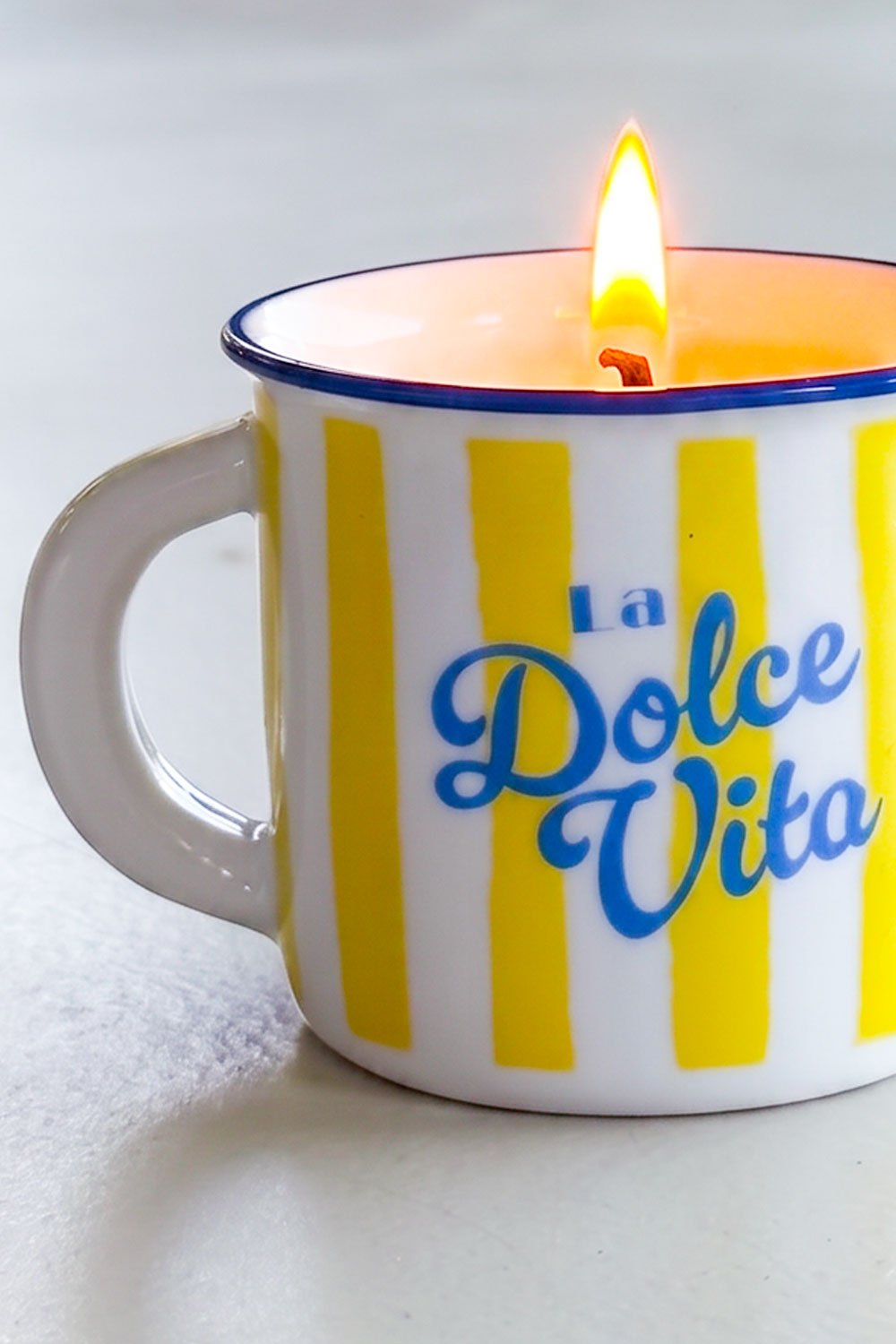 Vela En Taza De Cerámica Diseño Rayas