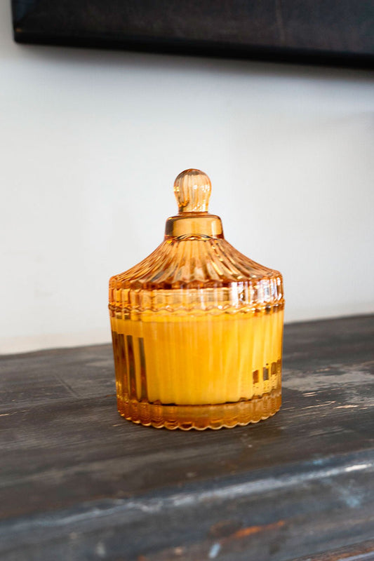 KERZE MIT GLAS