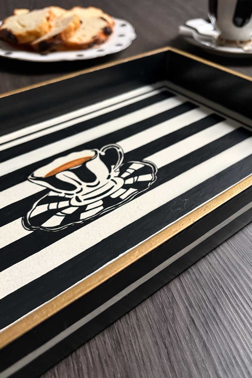 Bandeja Decorativa Pintada a Mano con Diseño CO