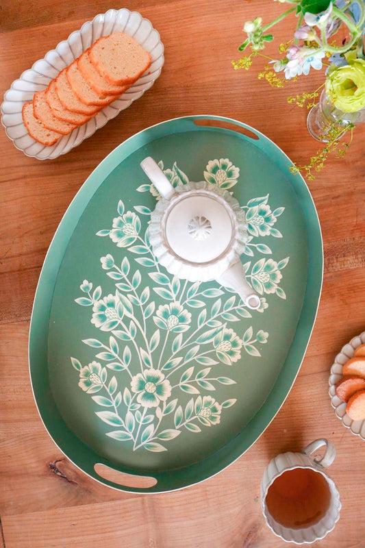 Bandeja Oval Verde Con Flores Blancas Pintadas