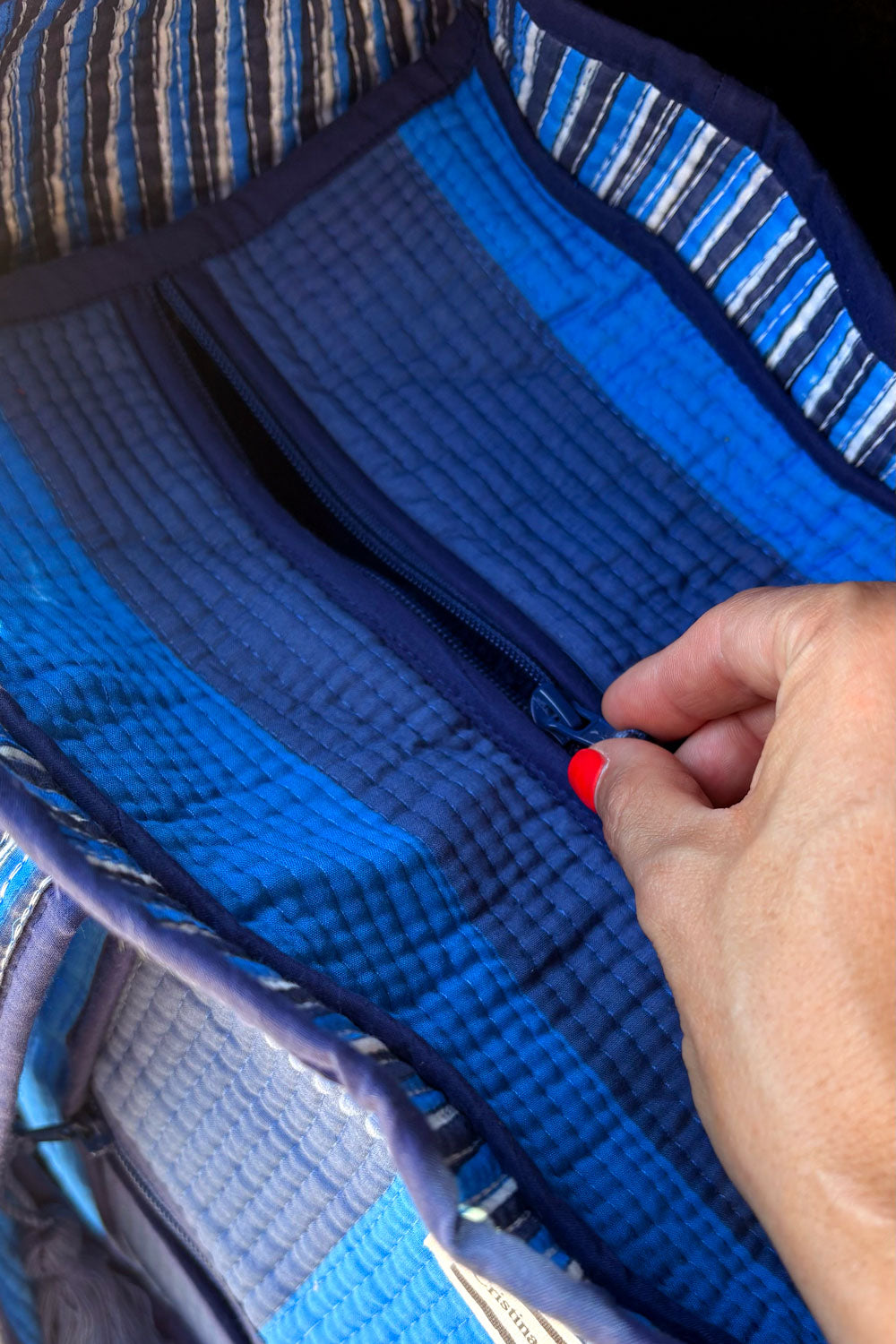 Cremallera Bolsa De Viaje Grande Rayas Azul Oscuro & Azul Claro Cristina Oria