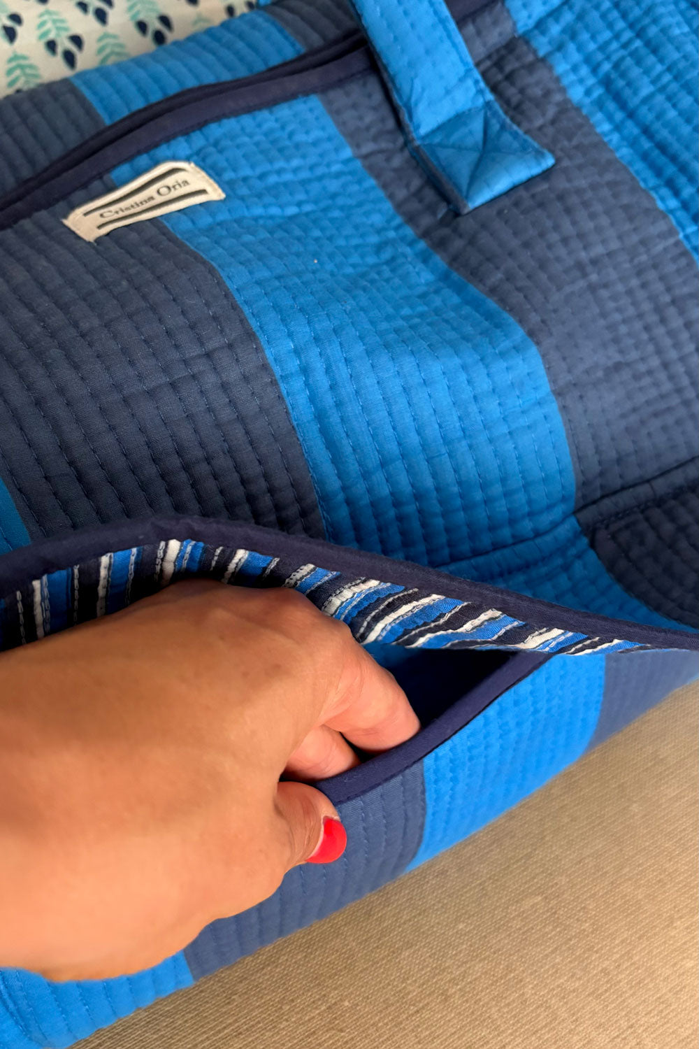 Bolsillo Exterior Bolsa De Viaje Rayas Azul Oscuro & Azul Claro Cristina Oria