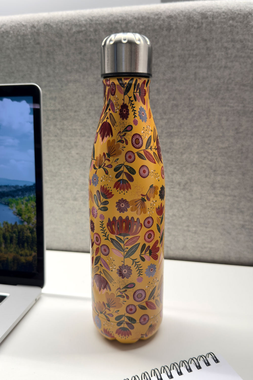 Botella Isotérmica Diseño Flores Silvestres Cristina Oria