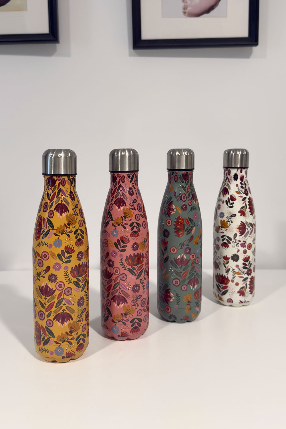 Cuatro Botellas Isotérmicas Diseño Flores Silvestres Cristina Oria