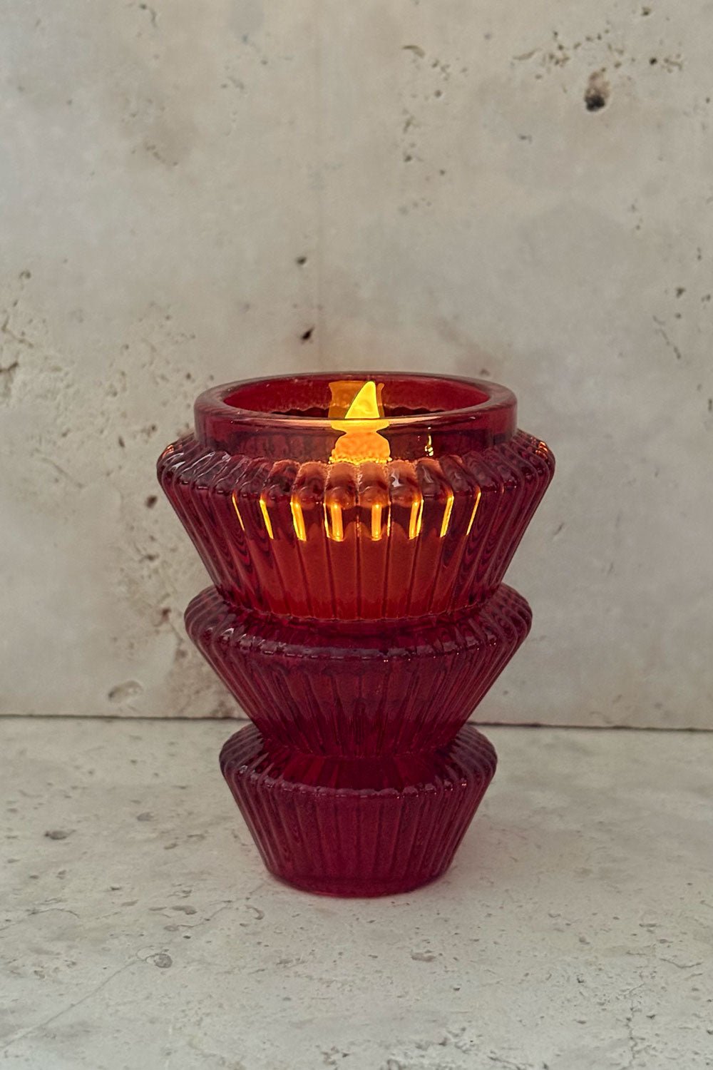 Detalle Vela Baja Portavelas Mini De Cristal Con Diseño De Árbol Rojo Cristina Oria 