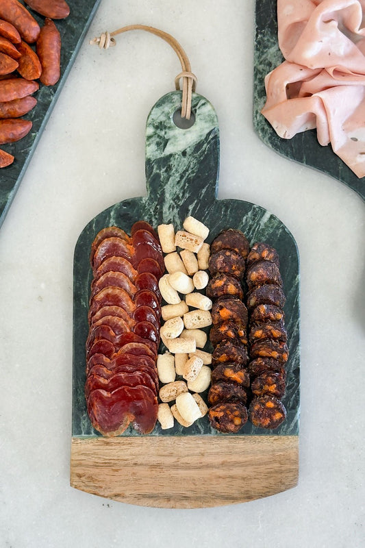 Tabla De Mármol Verde Y Madera Con Mango Cristina Oria 