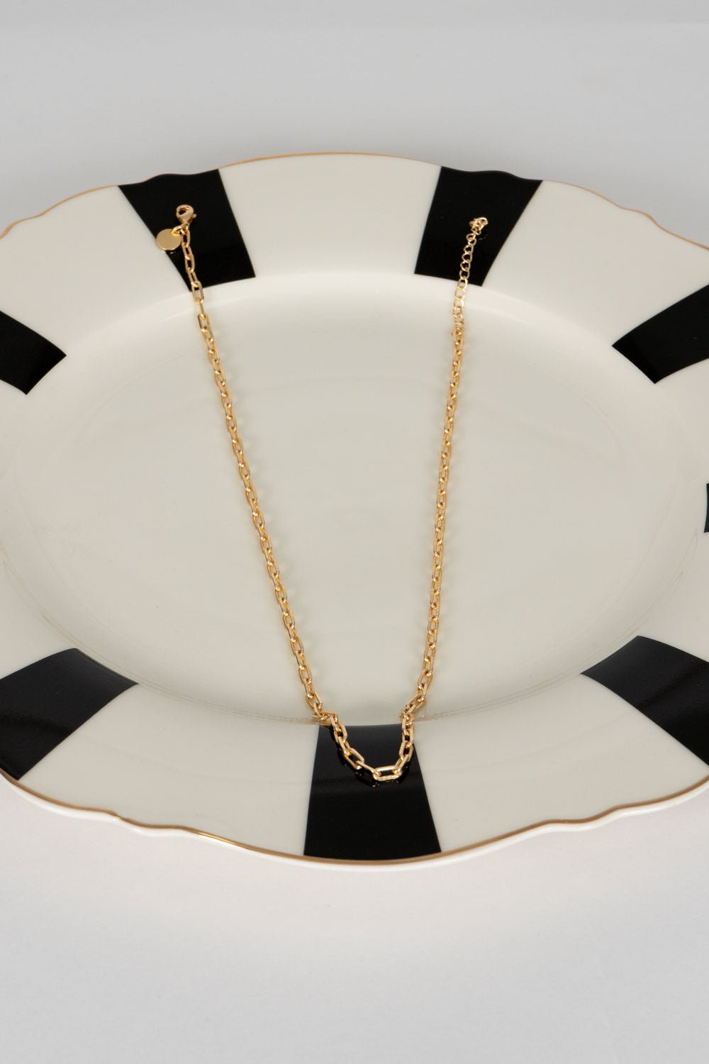 Corrente dourada de elos