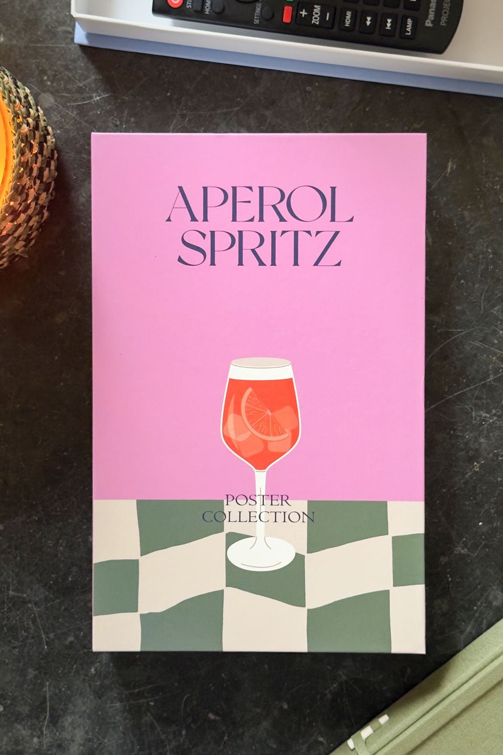 Caja Decorativa Con Diseño De Libro De Bebidas Aperol Cristina Oria 