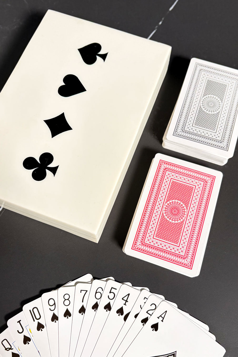 Caja Para Cartas De Resina Diseño Baraja Francesa Cristina Oria