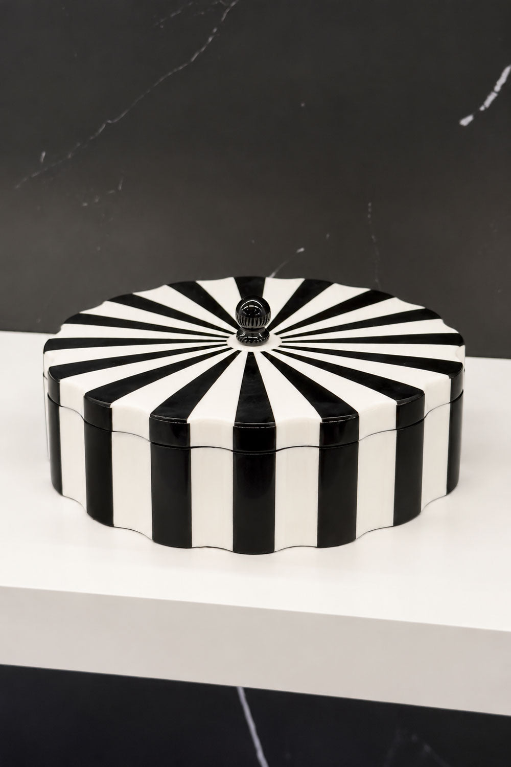 Boîte Décorative Ronde En Résine Au Motif Prismatique
