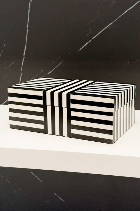 Caja Decorativa De Resina Rectangular Rayas Blancas & Negras Cristina Oria