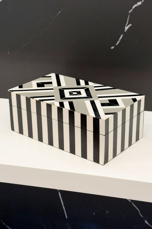 Caja Decorativa De Resina Rectangular Con Diseño Geométrico Cristina Oria