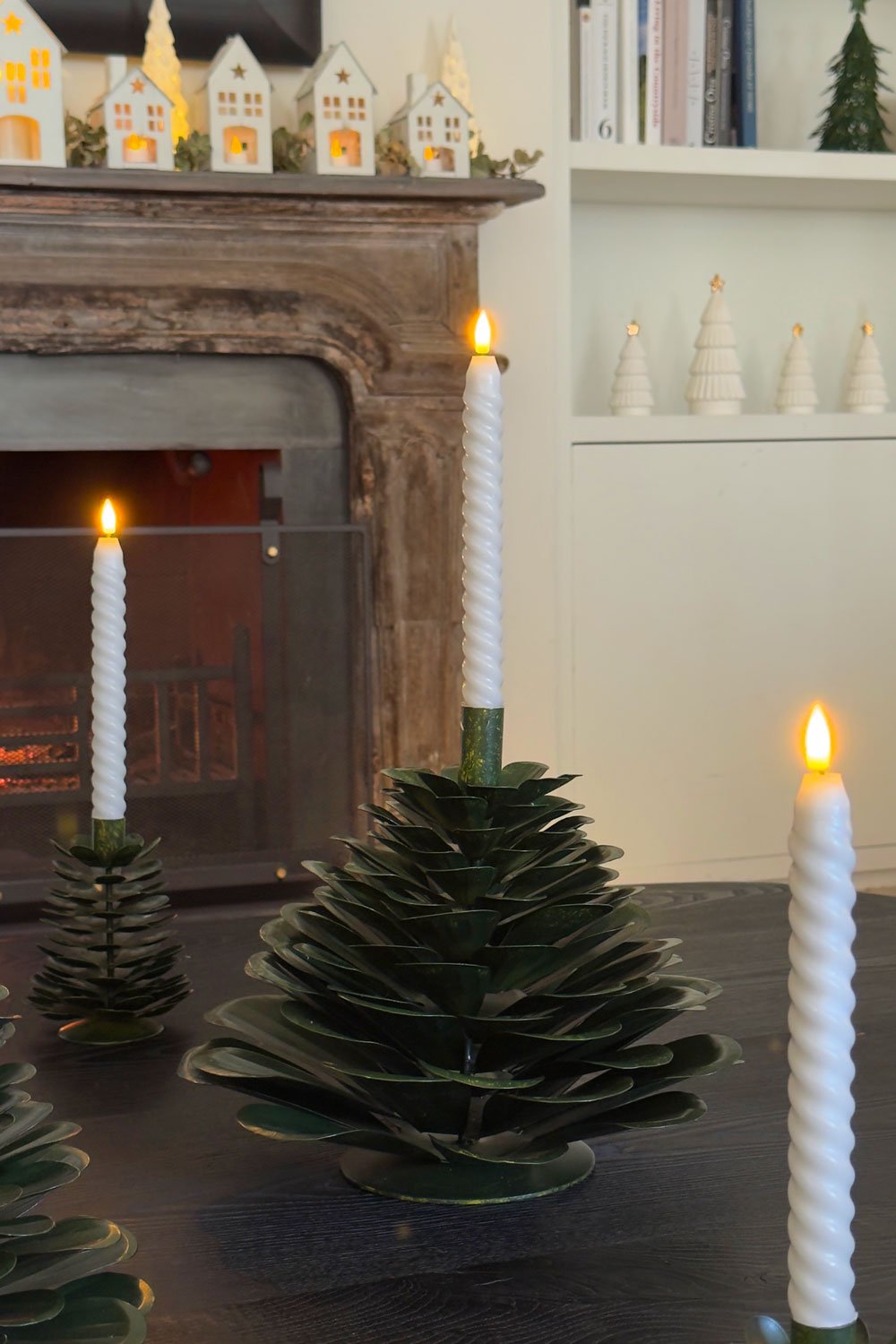 Candelabro Grande De Hierro Con Diseño De Árbol Verde Grande Cristina Oria 