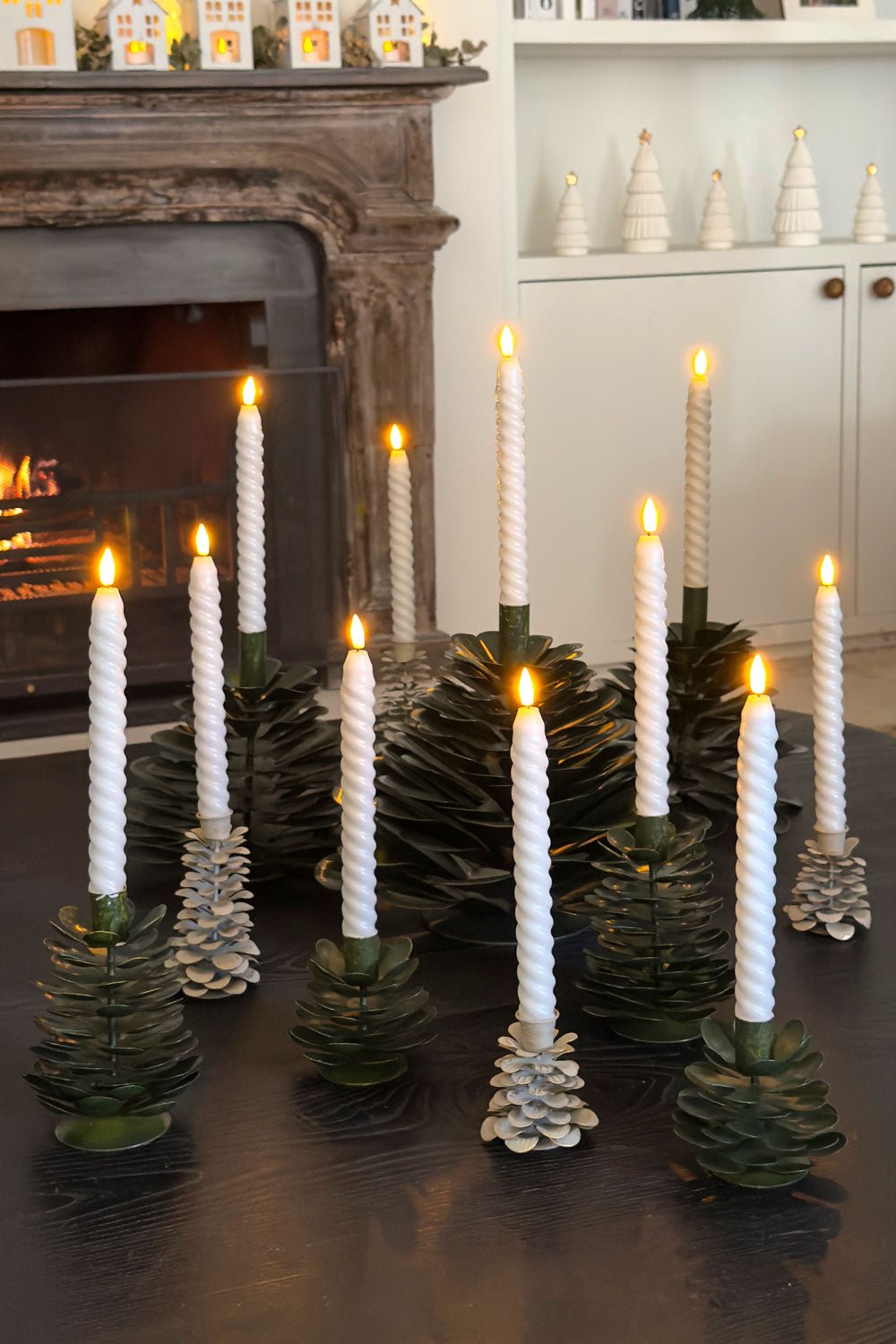 Composición Candelabro Grande De Hierro Con Diseño De Árbol Verde Cristina Oria 