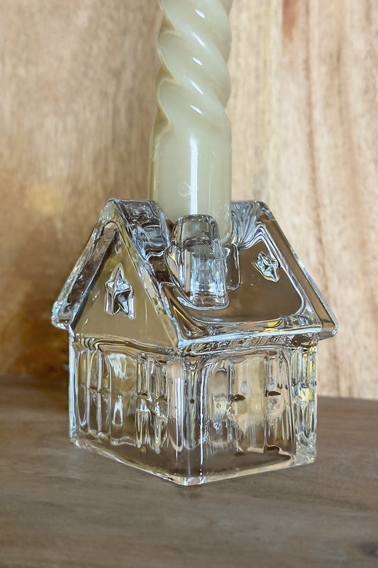 Candelabro De Cristal Con Diseño De Casa Transparente
