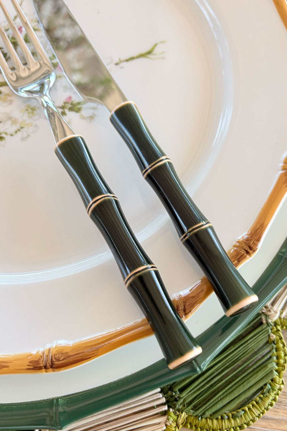 Couverts 24 pièces design bambou vert