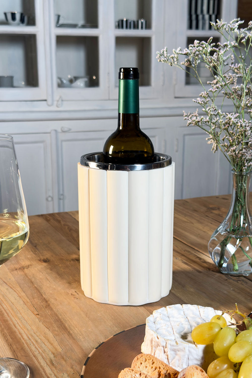 Enfriador De Botellas De Resina Blanca Cristina Oria