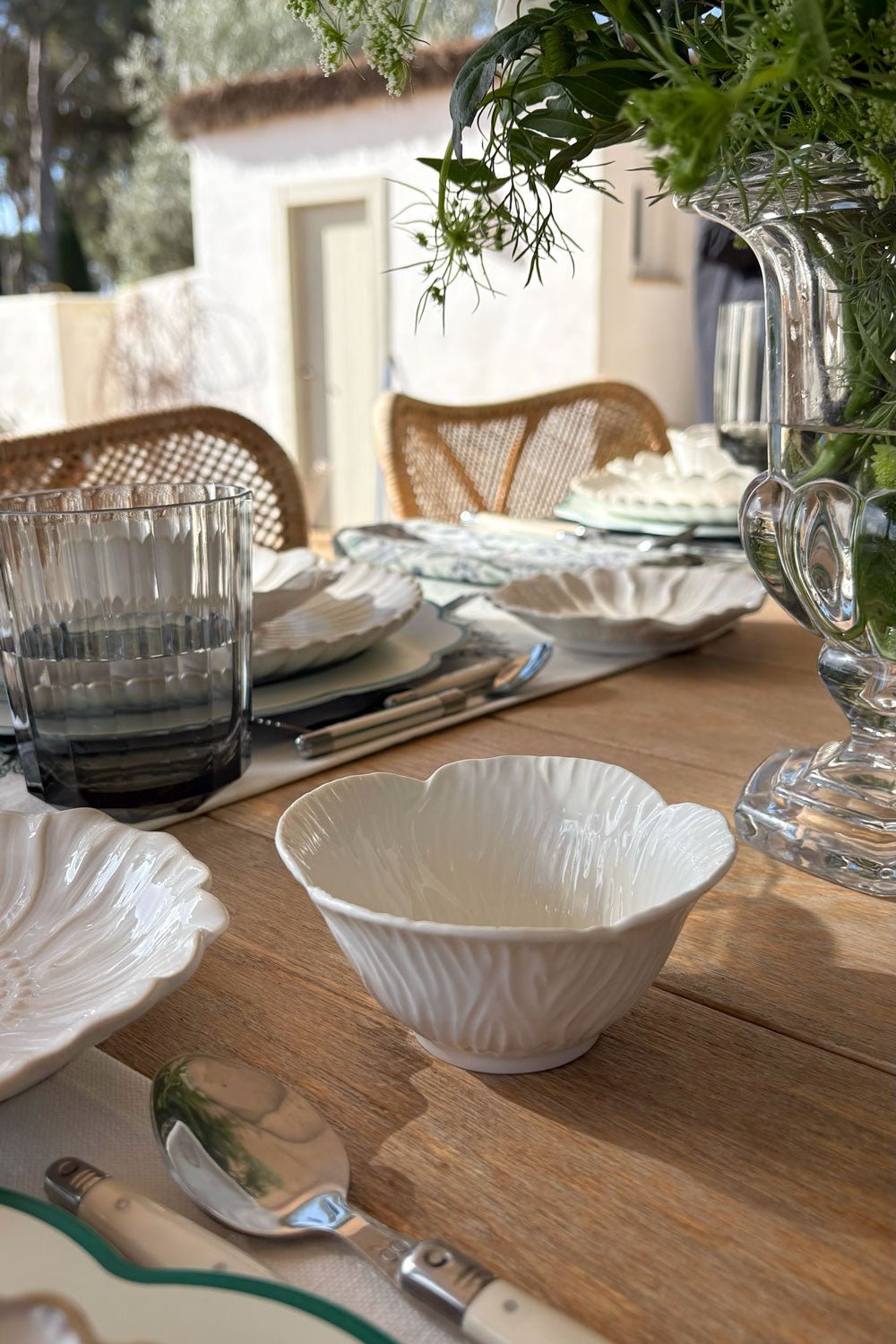 Cuenco Con Diseño De Flor Blanca CO